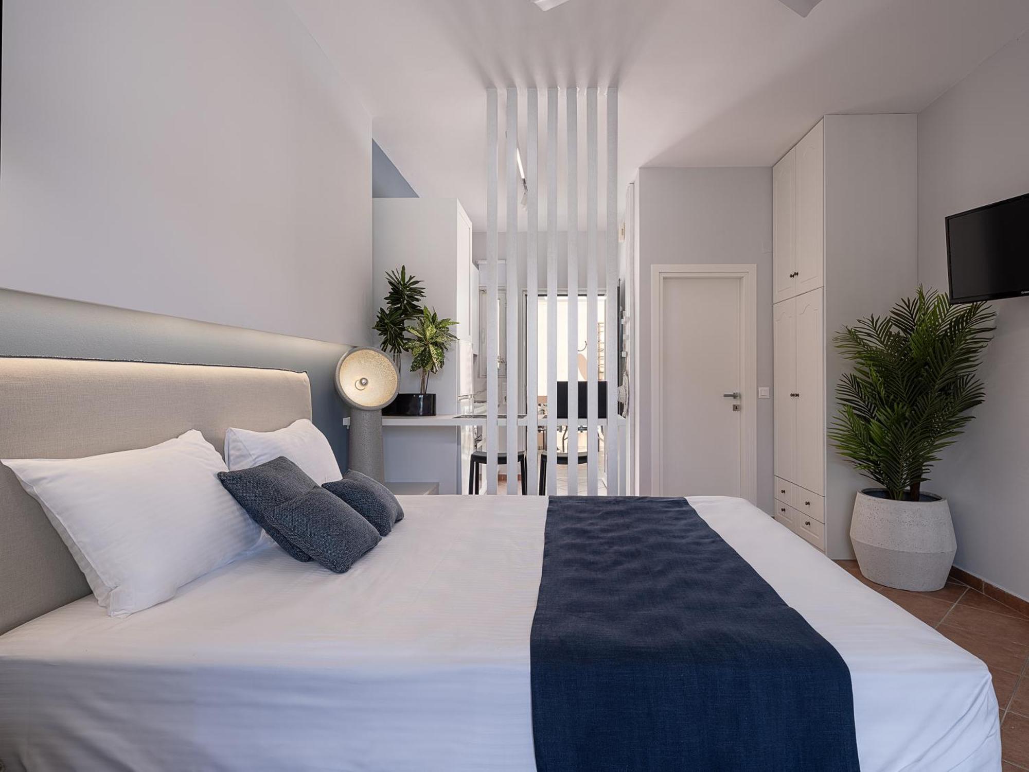Elena Seafront Luxury Apartments Almyrida  Exterior photo